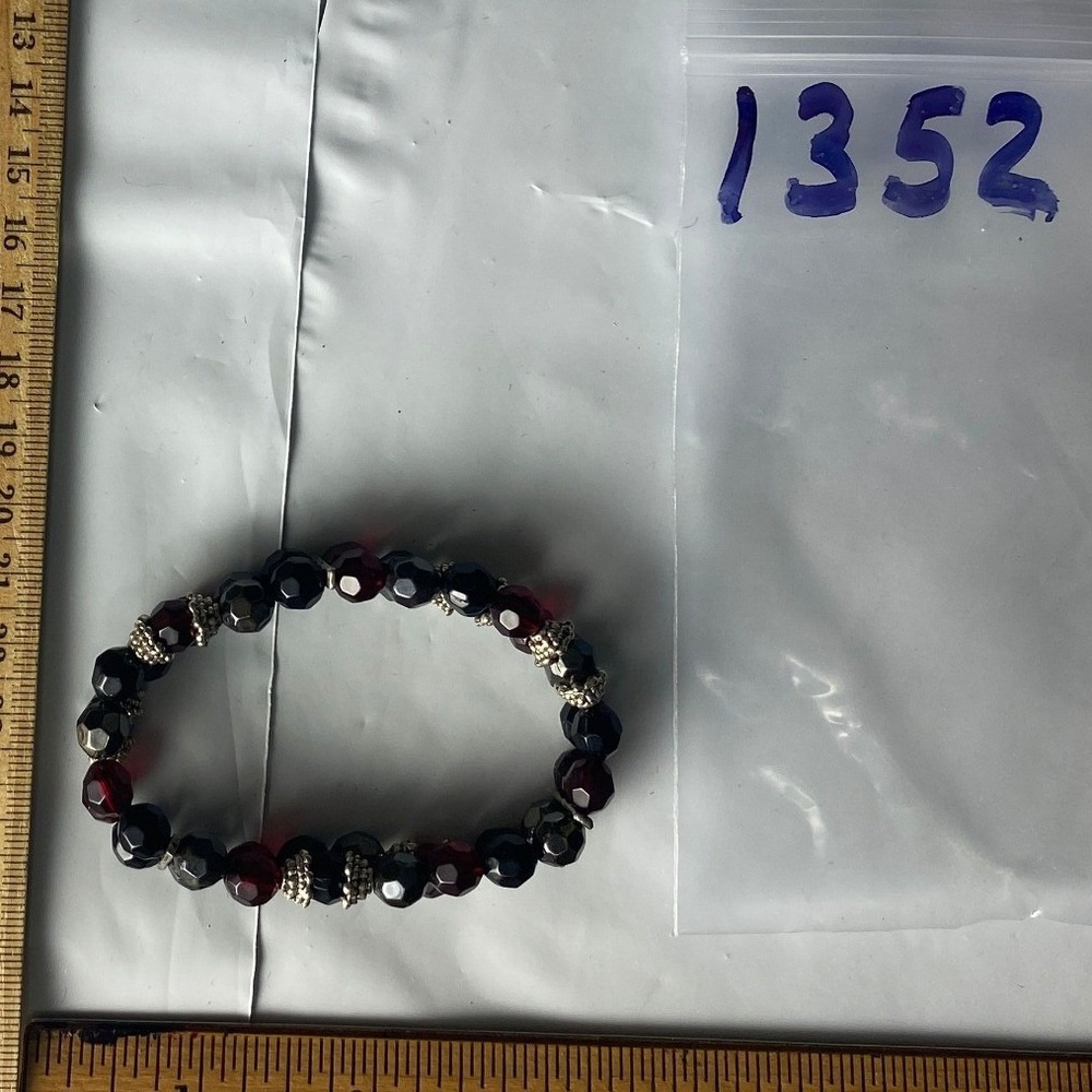 Beaded Stretch Bracelet Black Red Silver Tone Accents Elastic Stretchy